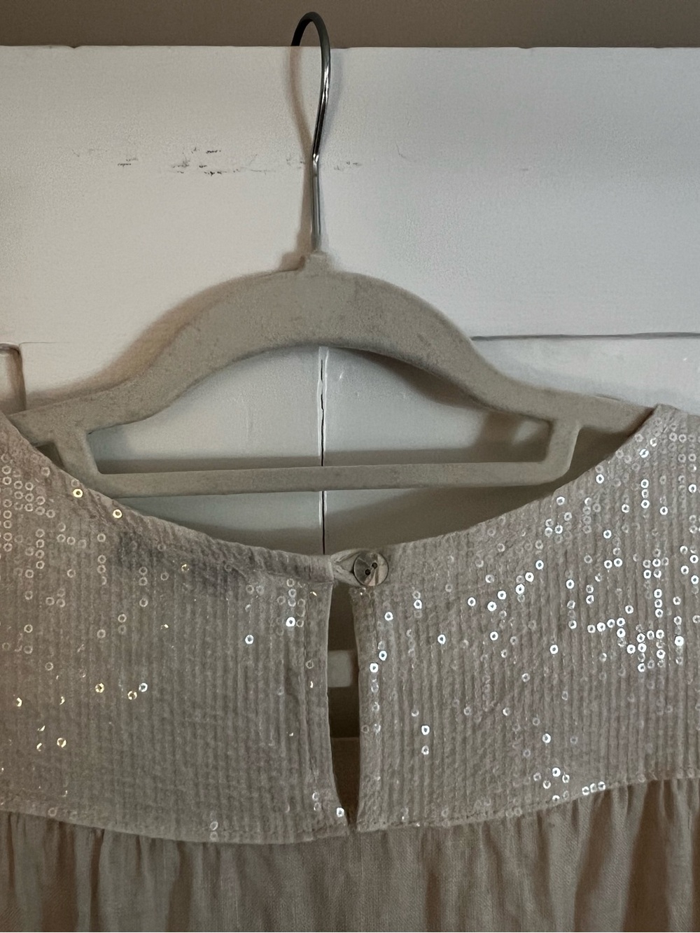 Sleeveless Ivory Sequin Yoke Linen Shift Dress - Picture 6 of 9